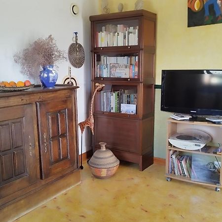 Une Maison Sur Une Presqu'Ile Port-Saint-Louis-du-Rhône Dış mekan fotoğraf